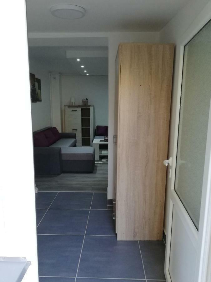 Rooms Jelena Zrenjanin Exterior foto